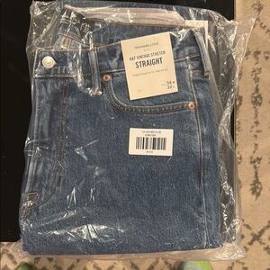 Abercrombie & Fitch Vintage Stretch Straight Jeans